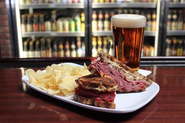 Spread Eagle Tavern by null