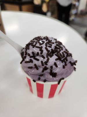 Highland Park Corner Store by null