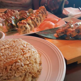 Sumo Sushi - It's like fresh white snow -you don't want to mess it up but can't help yourself...YUM - Sushi Bars Near Me - Jacksonville, Florida