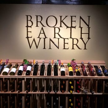Broken Earth Winery - Wineries Near Me - Long Grove, Illinois Broken Earth Winery - Wineries Near Me - Long Grove, Illinois