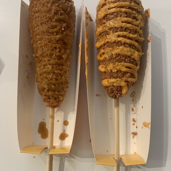 Dog Eat Corndog - Mozza crunchy corn dog and mozza-rella crunchy corn dog - Street Vendors Near Me