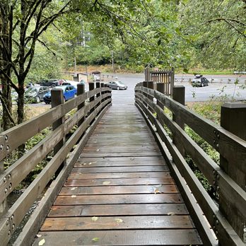 Silver Falls State Park - Bridge to parking lot near North Falls - Hiking Near Me - Sublimity, Oregon