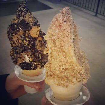 Sweet Jesus - Cookies Cookies Cookies & Cream and Lemon Coconut Cream Pie - Desserts Near Me - Toronto, Ontario