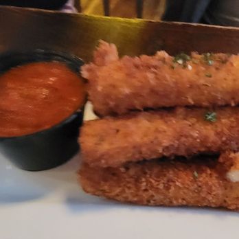Gino's East - South Loop - Mozzarella sticks - Pizza Near Me - Chicago, Illinois Gino's East - South Loop - Mozzarella sticks - Pizza Near Me - Chicago, Illinois