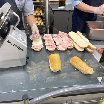 Jersey Mike's Subs - Sandwiches Near Me - Monroeville, Pennsylvania