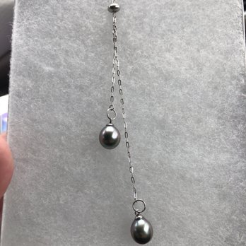 Polynesian Girl - Exquisite pearl necklace - Wineries Near Me - Somerset, California Polynesian Girl - Exquisite pearl necklace - Wineries Near Me - Somerset, California