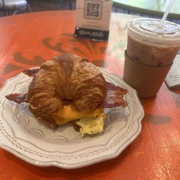 The American in Paris is a staple at the restaurant and it is amazing. I recommend going for a bite. And the service is very pleasing. The American in Paris is a staple at the restaurant and it is amazing. I recommend going for a bite. And the service is very pleasing.