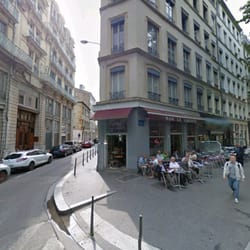 Café Le Liberté - Avec terrasse et en plein centre de la place dupond.