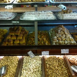 Viona Patisserie - Yummy nutty sweets