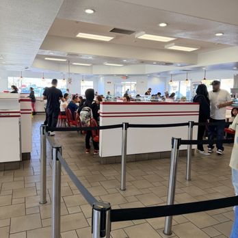 In-N-Out Burger - Burgers Near Me - Barstow, California In-N-Out Burger - Burgers Near Me - Barstow, California