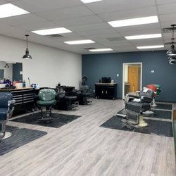 Lakeland Barber and Style - We're your family barber. Offering affordable style in a relaxed atmosphere. Walk-ins & Appointments welcome!