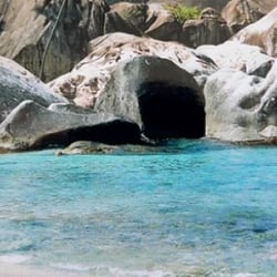 Vilocity Boat Rentals