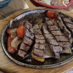 Roadhouse Mexican Bar & Grill - Steak fajitas