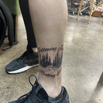 Artist At Large - Custom tattoo - Tattoo Near Me - Wichita, Kansas