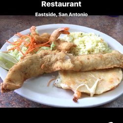 La Playa Seafood Restaurant - Shrimp Quesadilla plate