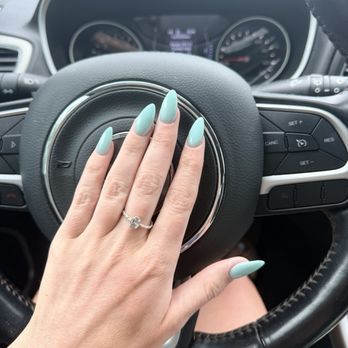 Avalon Nails and Spa Crofton - Dip Manicure - Nail Salons Near Me - Crofton, Maryland