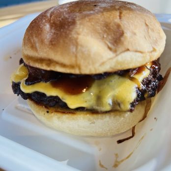 Tony’s Burger Shop - BBQ Bacon Burger - Burgers Near Me - Shaker Heights, Ohio