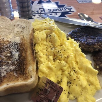 Anne's Kitchen - Southern Style - Sausage, egg and toast - Southern Near Me - Powell, Ohio Anne's Kitchen - Southern Style - Sausage, egg and toast - Southern Near Me - Powell, Ohio