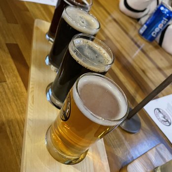 Stable Craft Brewing - Beer flights - Farms Near Me - Waynesboro, Virginia
