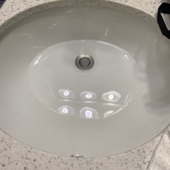 Quality Inn & Suites - Hotels Near Me - Danbury, Connecticut
