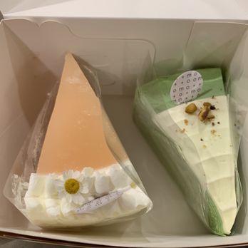 Motto Tea Cafe - MoMo Oolong Peach Crepe Cake and Pistachio Crepe Cake - Bubble Tea Near Me - San Gabriel, California Motto Tea Cafe - MoMo Oolong Peach Crepe Cake and Pistachio Crepe Cake - Bubble Tea Near Me - San Gabriel, California
