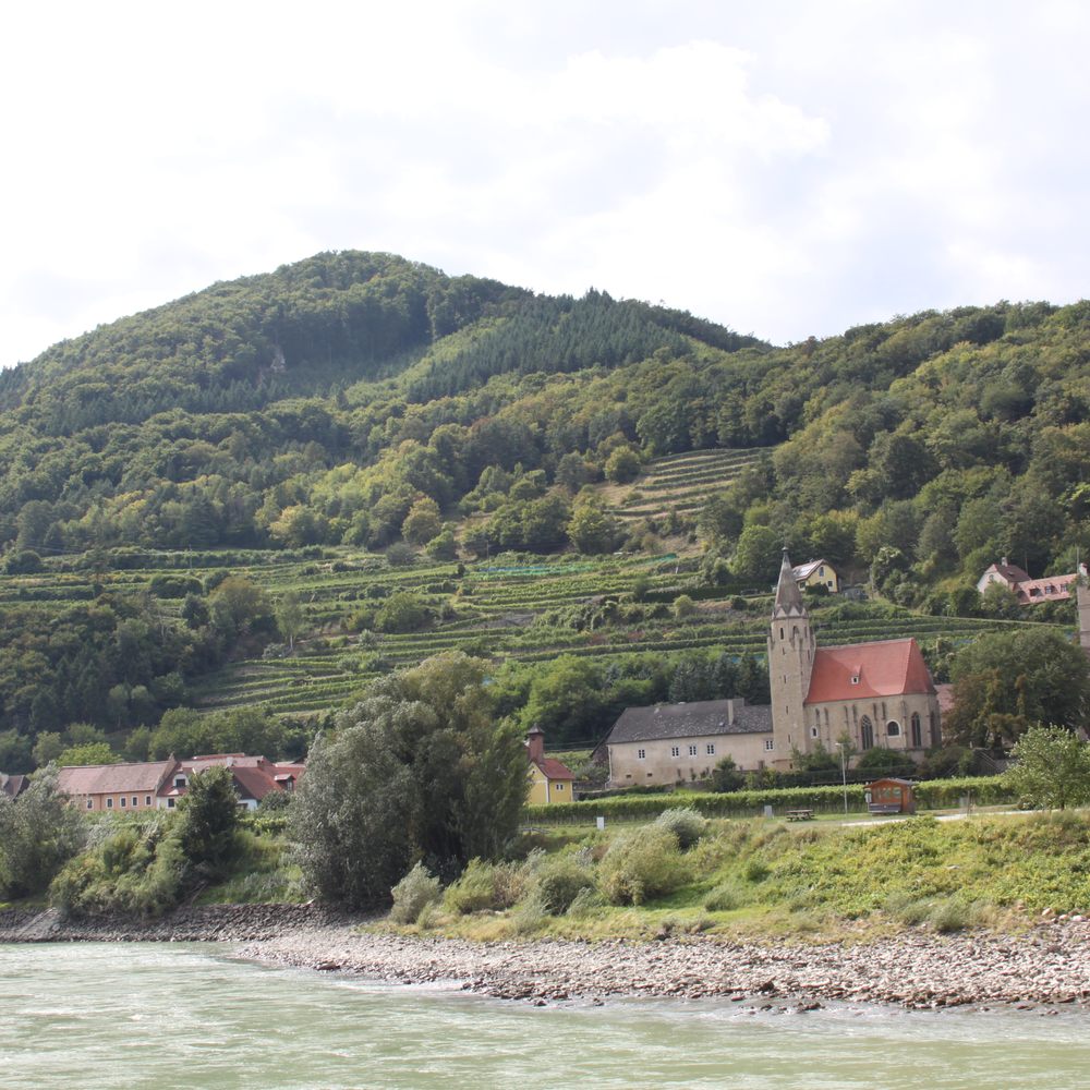 Ddsg Blue Danube Schifffahrt - River scenery - Krems an der Donau, 3