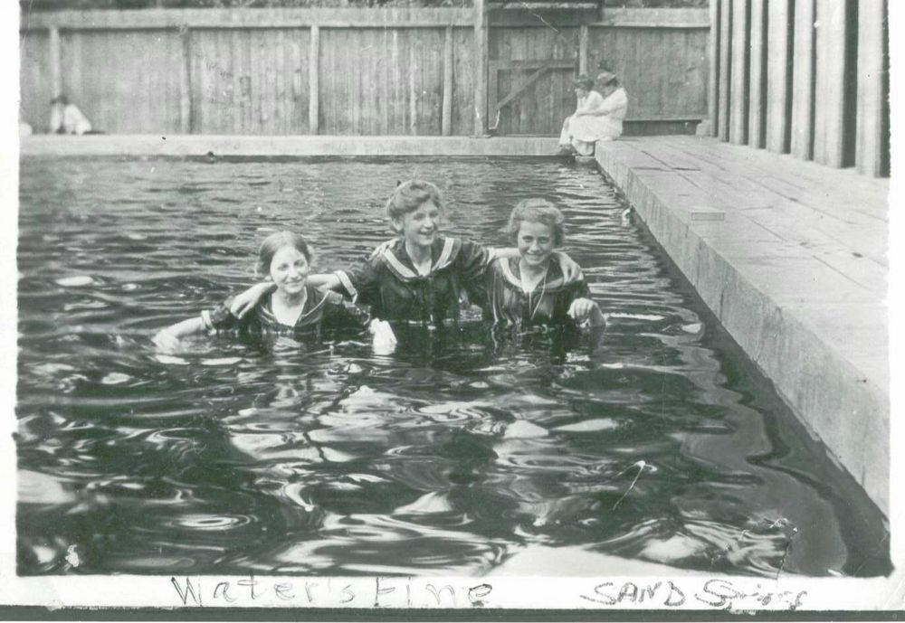 Sand Springs Pool & Recreation Center