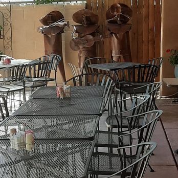 El Charritos - New Mexican Cuisine Near Me - Albuquerque, New Mexico