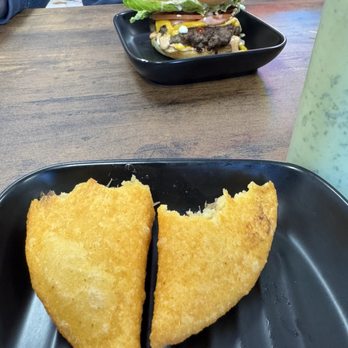 Bodegon Sabor Latino - Empanada Venezuelan - Venezuelan Near Me - Pensacola, Florida Bodegon Sabor Latino - Empanada Venezuelan - Venezuelan Near Me - Pensacola, Florida