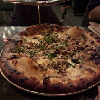 DAMNFiNE pizza - Pig in the Woods - Pizza Near Me - San Francisco, California