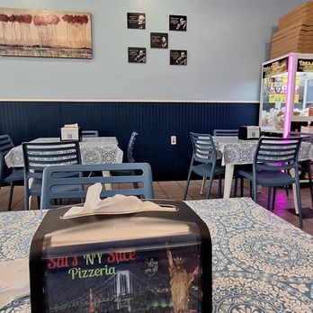 Roane’s Pizzeria - Pizza Near Me - Virginia Beach, Virginia