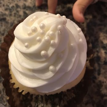 Smallcakes Cary - Cupcakes Near Me - Cary, North Carolina