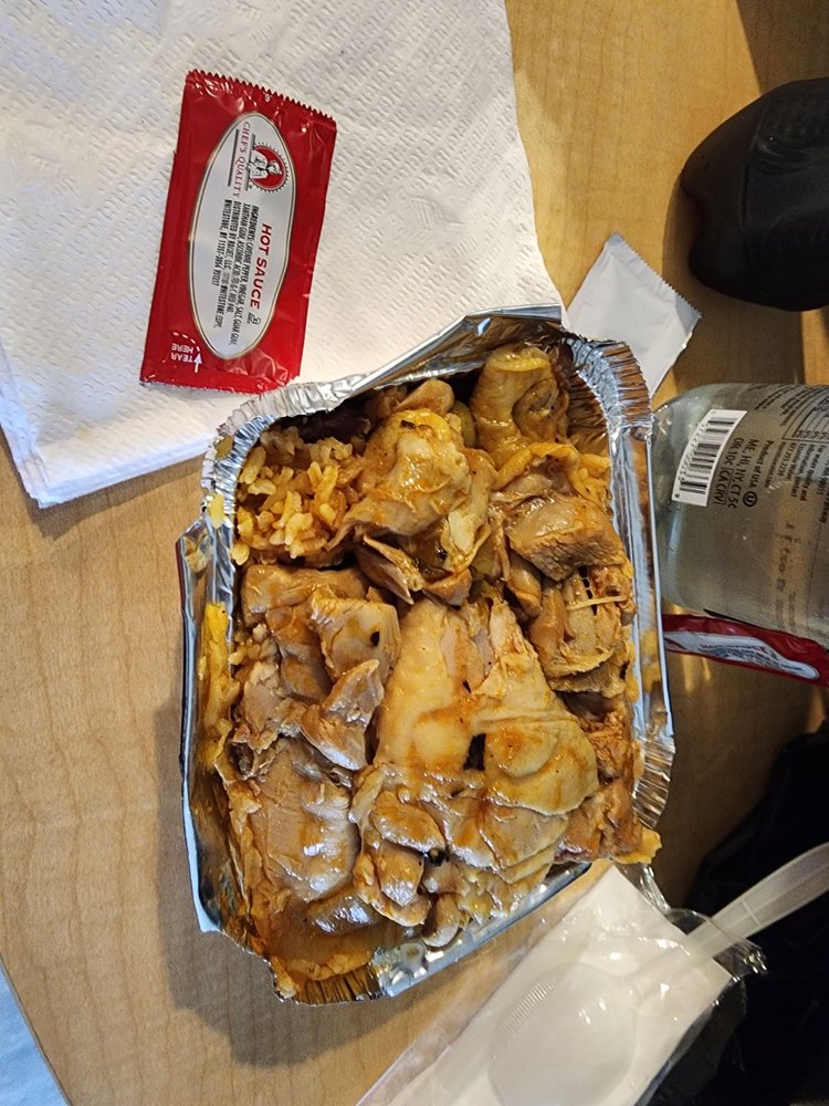 LIC DELI & GROCERY Updated September 2024 29 Photos & 39 Reviews