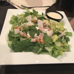 Basic garden salad. Toppings were neatly tossed throughout so even when you were to the bottom of the bowl, each bite was delicious.