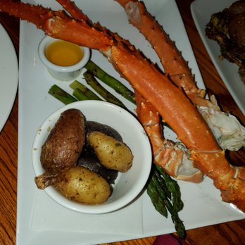 Glacier BrewHouse - Alaskan king crabs - American Near Me - Anchorage, Alaska Glacier BrewHouse - Alaskan king crabs - American Near Me - Anchorage, Alaska