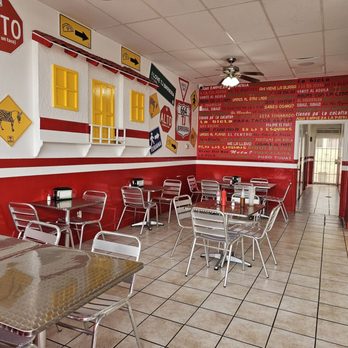664 TJ Birrieria - seating area - Mexican Near Me - Vista, California 664 TJ Birrieria - seating area - Mexican Near Me - Vista, California