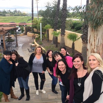 Rockin' Wine Tours - Wine Tours Near Me - Temecula, California Rockin' Wine Tours - Wine Tours Near Me - Temecula, California