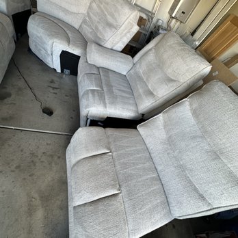 Dustrixi - Upholstery cleaning - Carpet Cleaning Near Me
