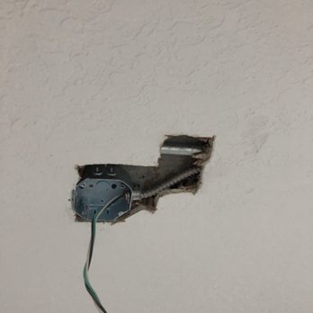 Richard's Plumbing & Electric - Holes cut in drywall when told not to be done by anyone but drywall people - Plumbing Near Me - Bradenton, Florida Richard's Plumbing & Electric - Holes cut in drywall when told not to be done by anyone but drywall people - Plumbing Near Me - Bradenton, Florida