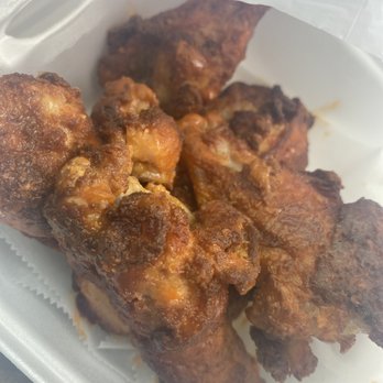 Russell's Pizza - Hot wings - Pizza Near Me - Williston, South Carolina