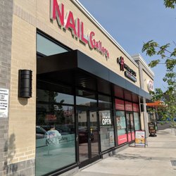 Nail Gallery - Outside during the day. July 2018