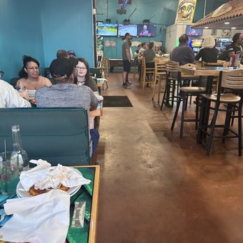 Lazy Parrot Backyard Wings and Brews - Brewpubs Near Me - Charlottesville, Virginia Lazy Parrot Backyard Wings and Brews - Brewpubs Near Me - Charlottesville, Virginia
