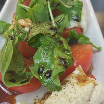 Freesoulcaffe - Caprese salad - Vegan Near Me - Tustin, California