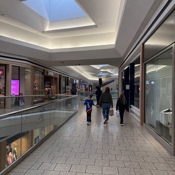 Fair Oaks Mall - Shopping Centers Near Me - Fairfax, Virginia Fair Oaks Mall - Shopping Centers Near Me - Fairfax, Virginia