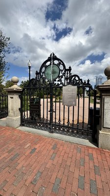 Public Garden by null