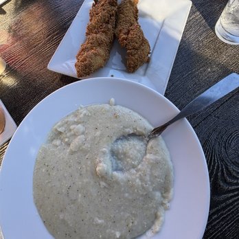 Georgia's Restaurant - Perfect grits & Fried Catfish - Soul Food Near Me - Long Beach, California