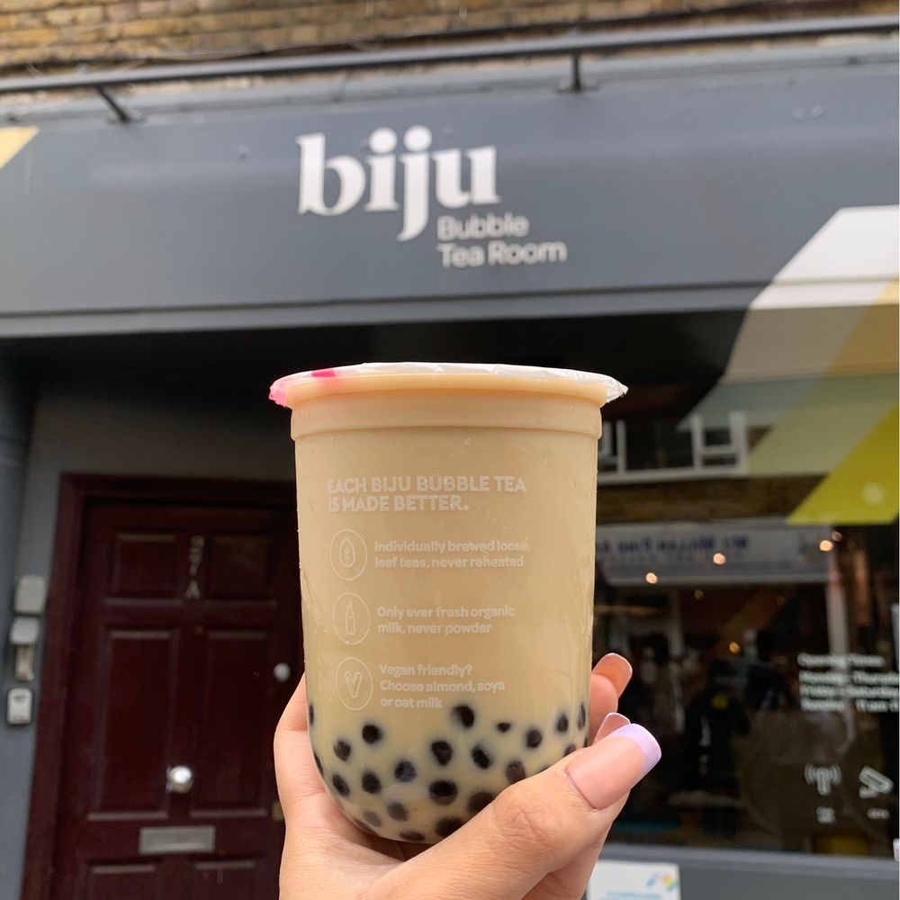 Biju Bubble Tea Room - Oolong Bubble Tea - Bubble Tea Near Me - London, XGL