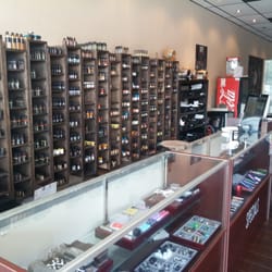 Forever Vapes - Tons of juices and different brands to try!