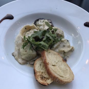 Giovanni - Spinach, Peas & Mascarpone Tortellini - Italian Near Me - Rockwall, Texas Giovanni - Spinach, Peas & Mascarpone Tortellini - Italian Near Me - Rockwall, Texas
