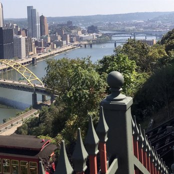 Duquesne Incline - Landmarks & Historical Buildings Near Me - Pittsburgh, Pennsylvania